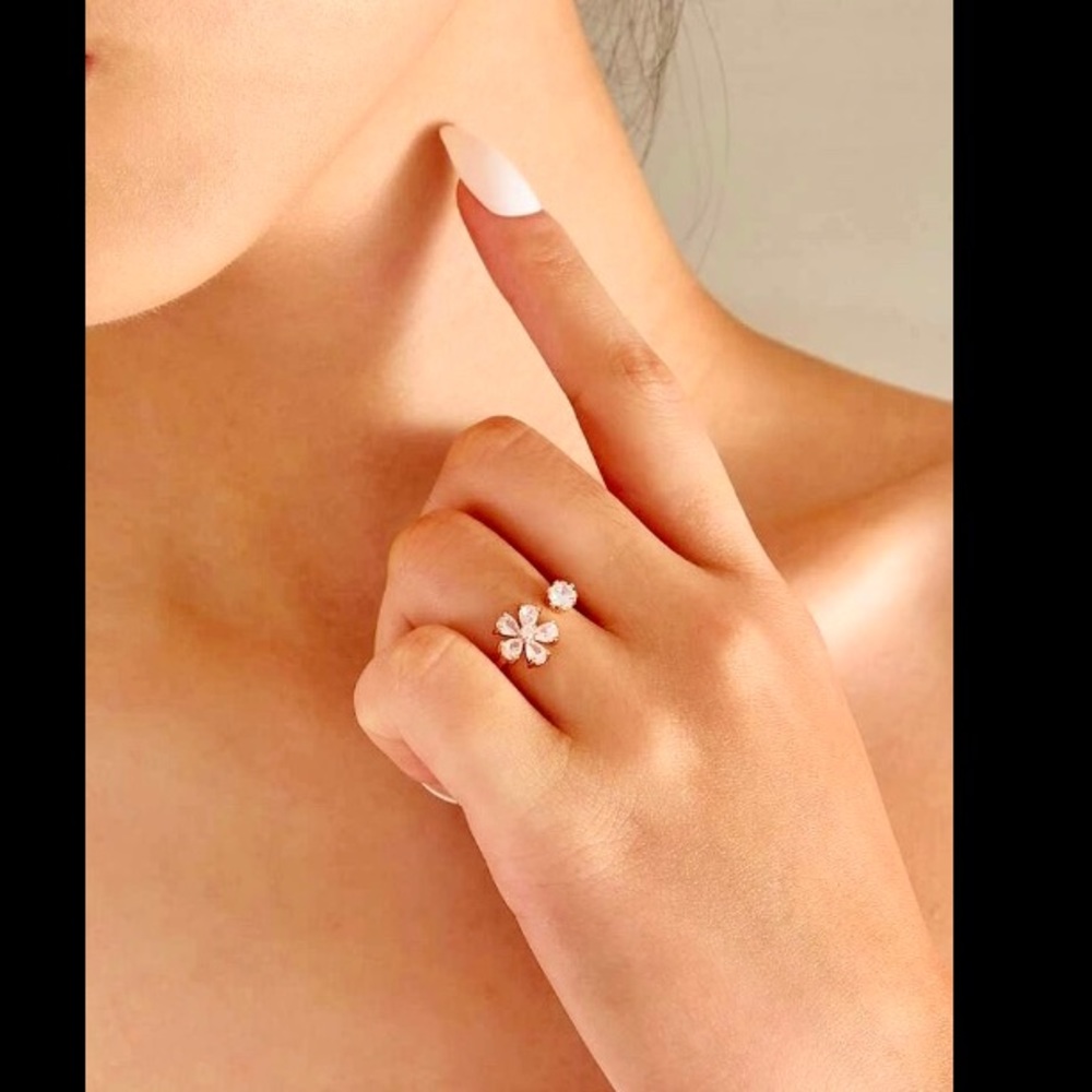 Flower Rhinestone Rose Gold Ring